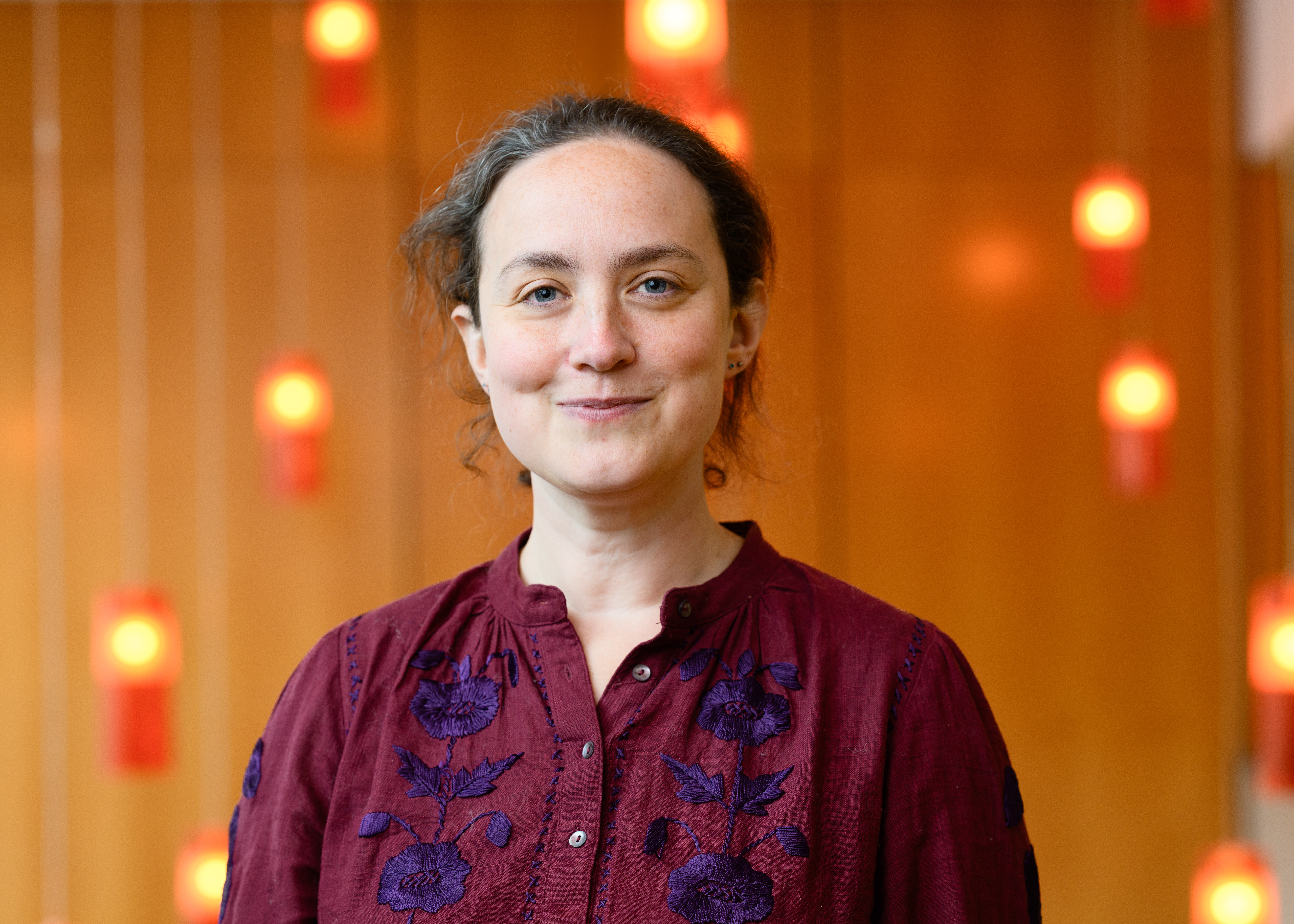 Zsuzsu Tavy MA