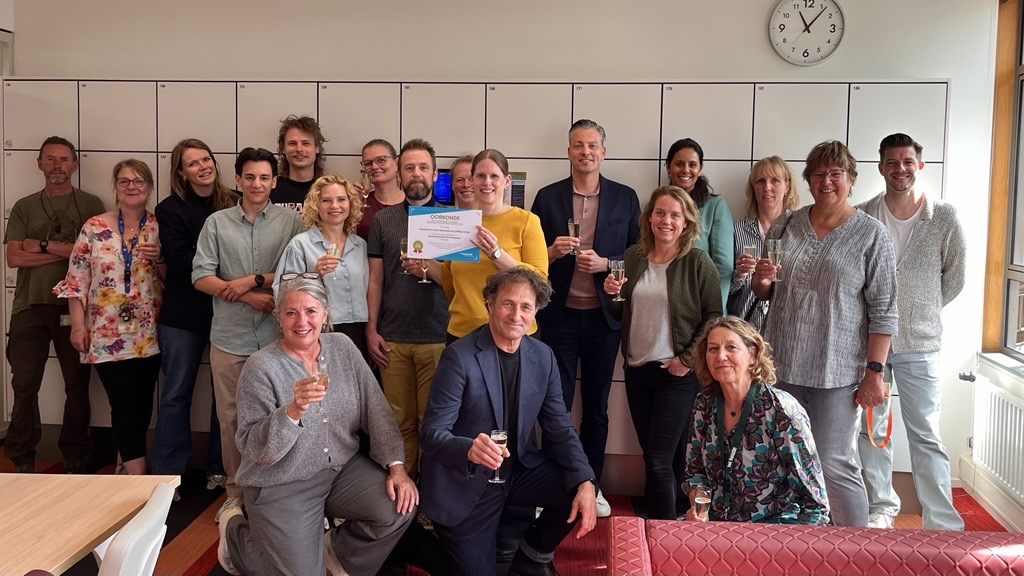 Groep mensen bij elkaar